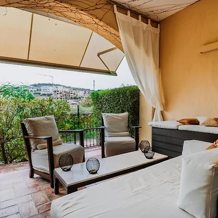 アパート In Mit Moeblierter Terrasse By Interhome