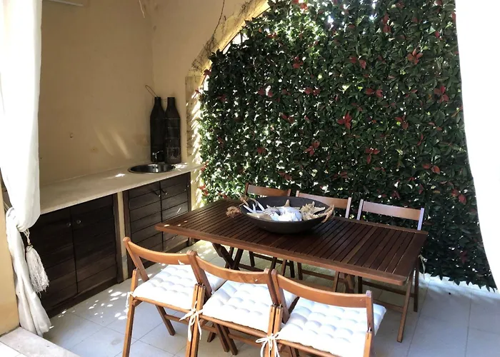 In Mit Moeblierter Terrasse By Interhome Apartman